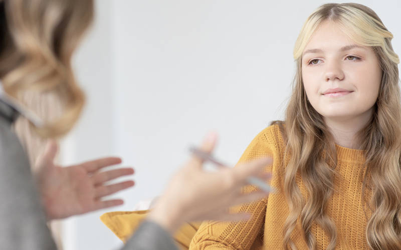 A young girl getting teen mental health treatment at Pillars Health Group in Concord, MA.